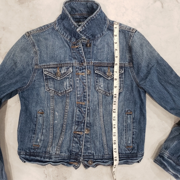 FOREVER 21 Destressed Jacket - Picture 5 of 6